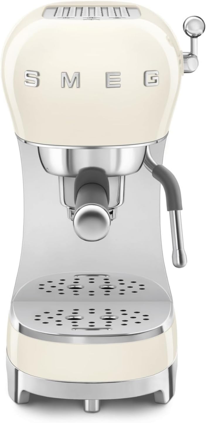 Machine à café expresso manuelle Smeg + 4 paquets de café moulu premium offerts